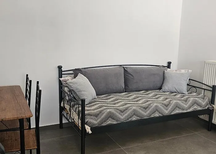 μaryann's House 2 *